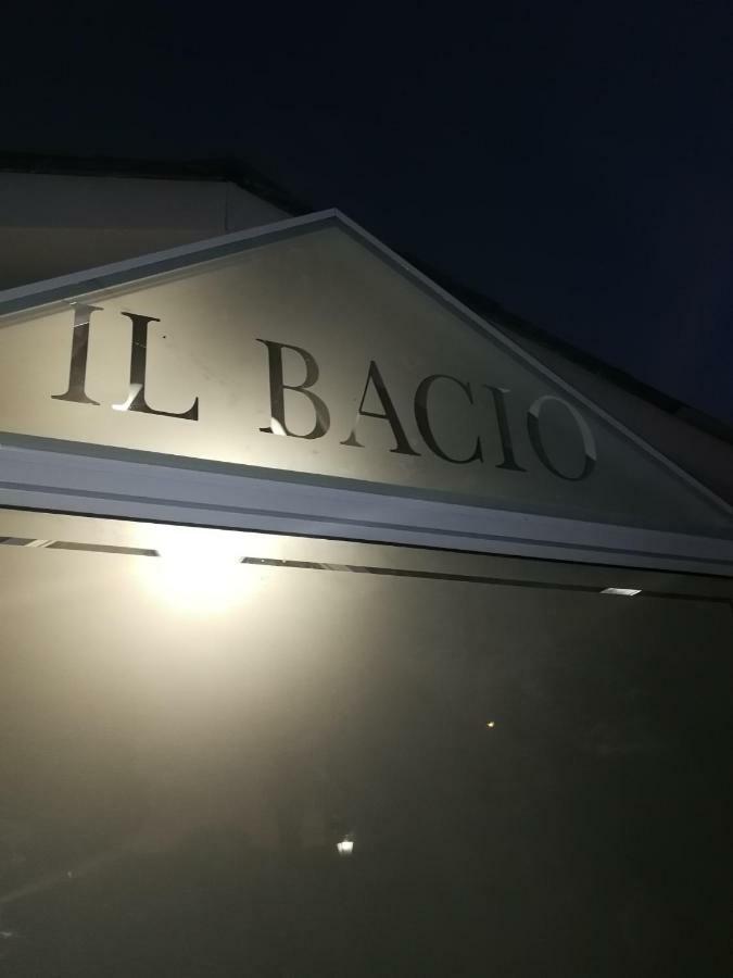 Ferienwohnung Posto Al Sole - Il Bacio Bellville Exterior foto